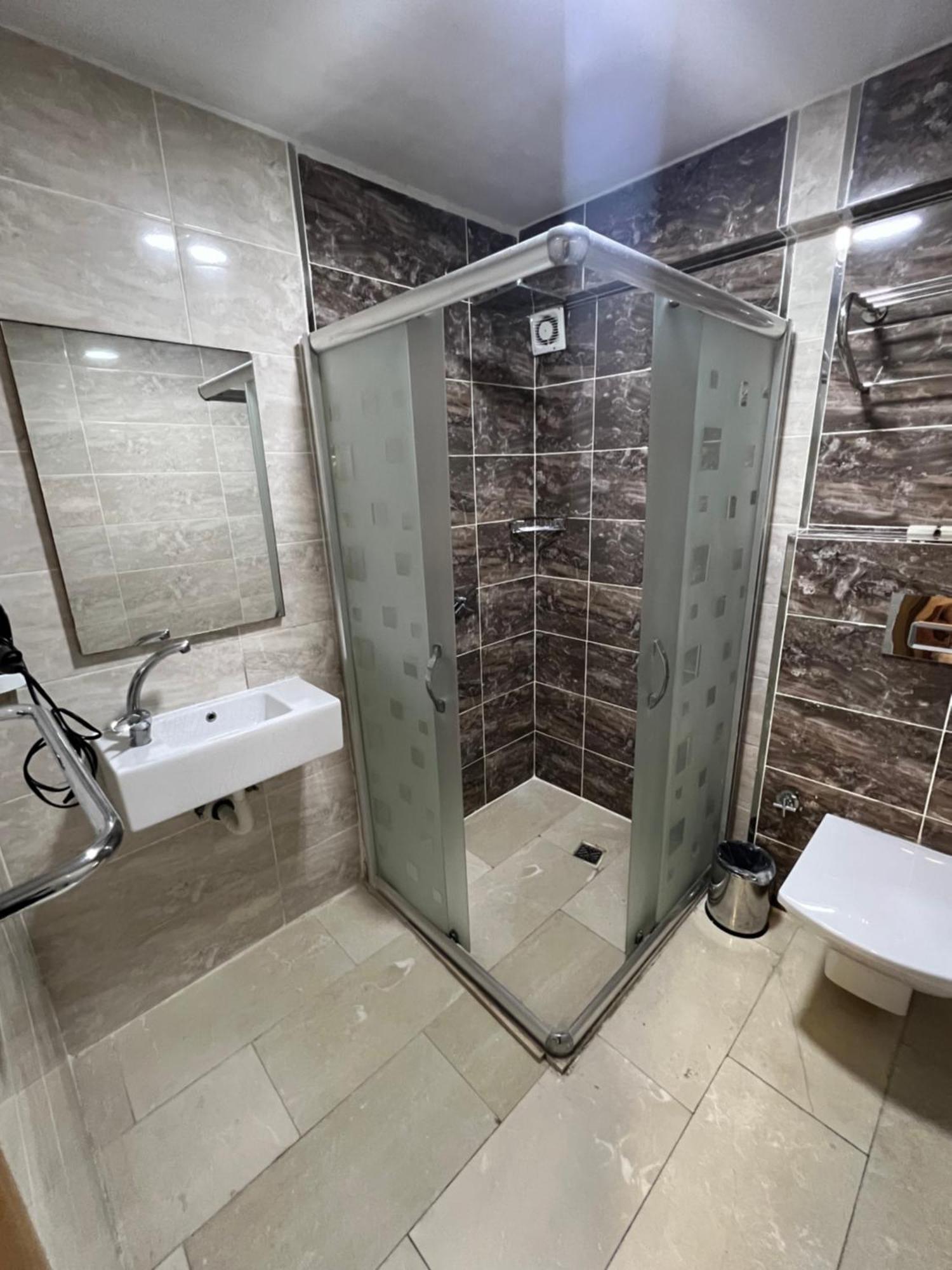 Otel Okur 2*